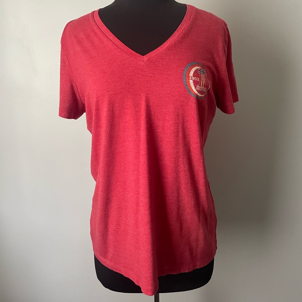 Harley Davidson women’s XL v-neck distressed t shirt. (Fits like a large)